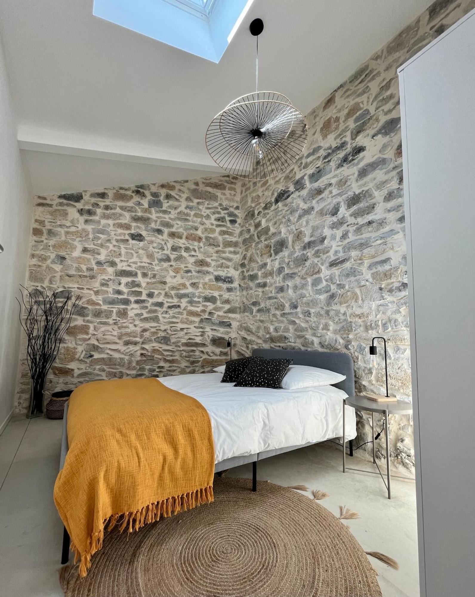 Cosy Avec Terrasse Apartment Saint-Gervasy